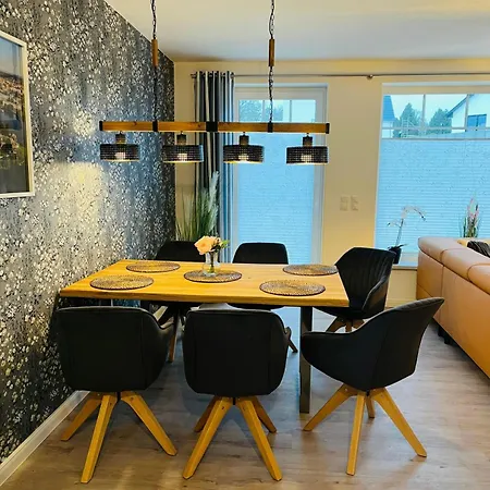Apartment Komfort-doppelhaus, 3 Schlafzimmer,