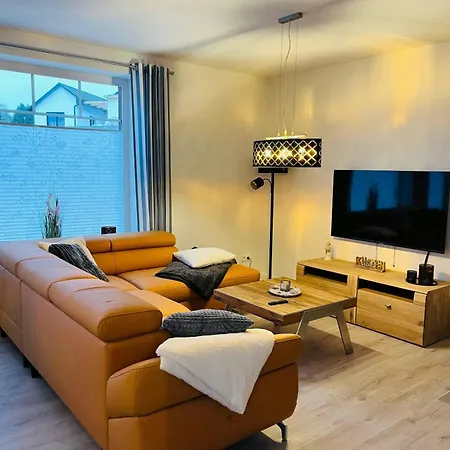 Komfort-doppelhaus, 3 Schlafzimmer, *